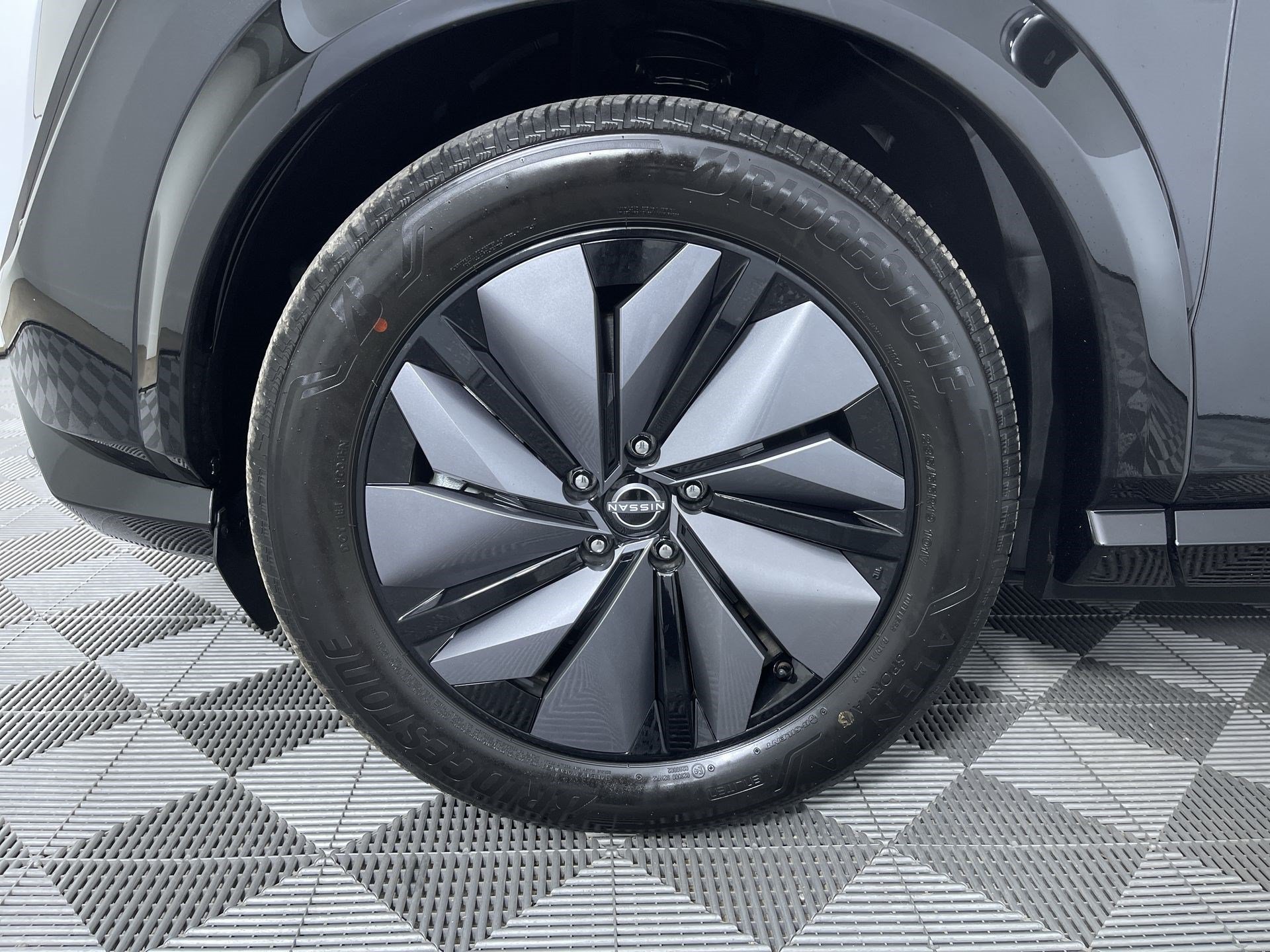 Certified 2024 Nissan Ariya AWD image 26