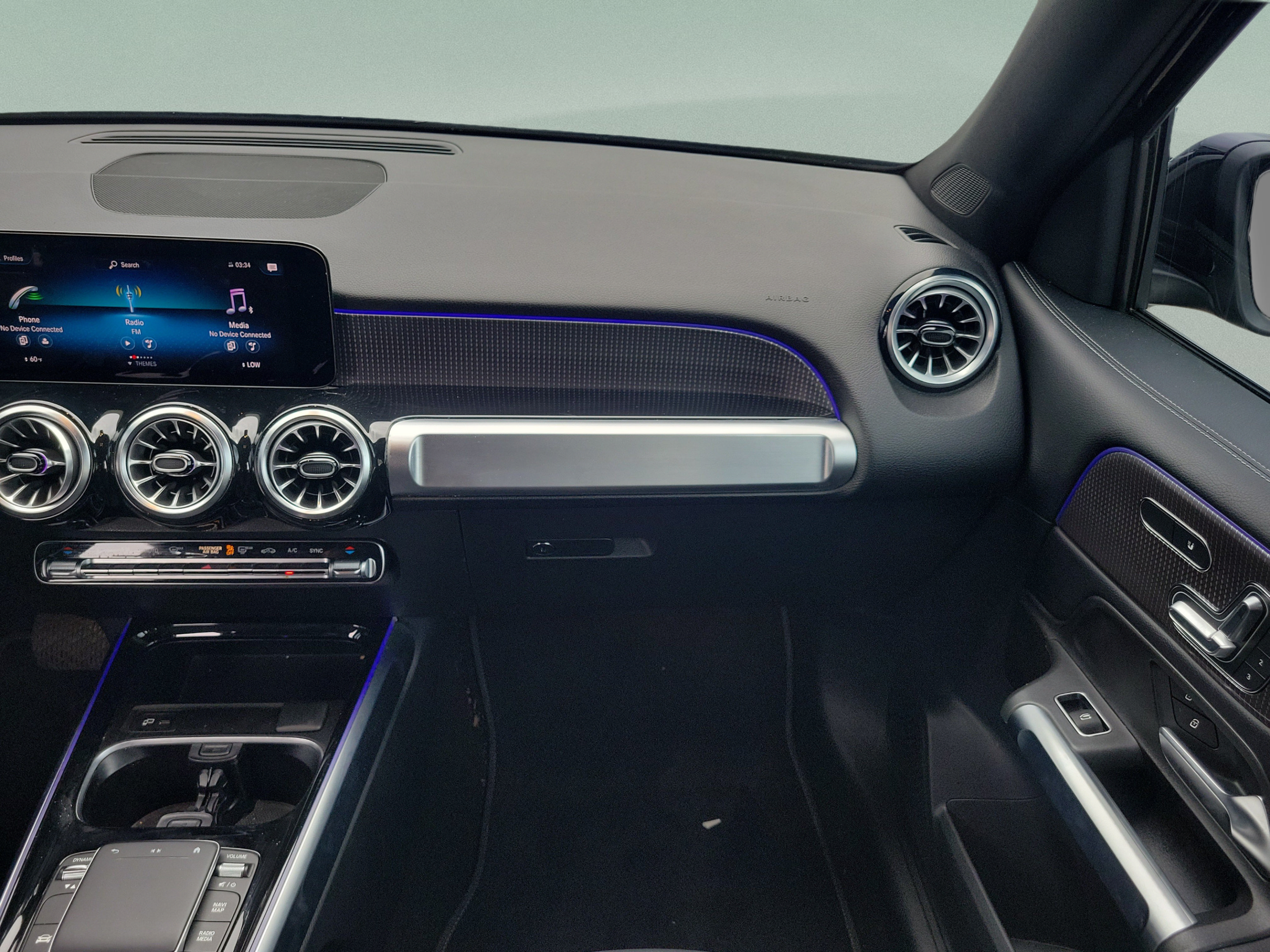 Certified 2022 Mercedes-Benz GLB 250 image 15