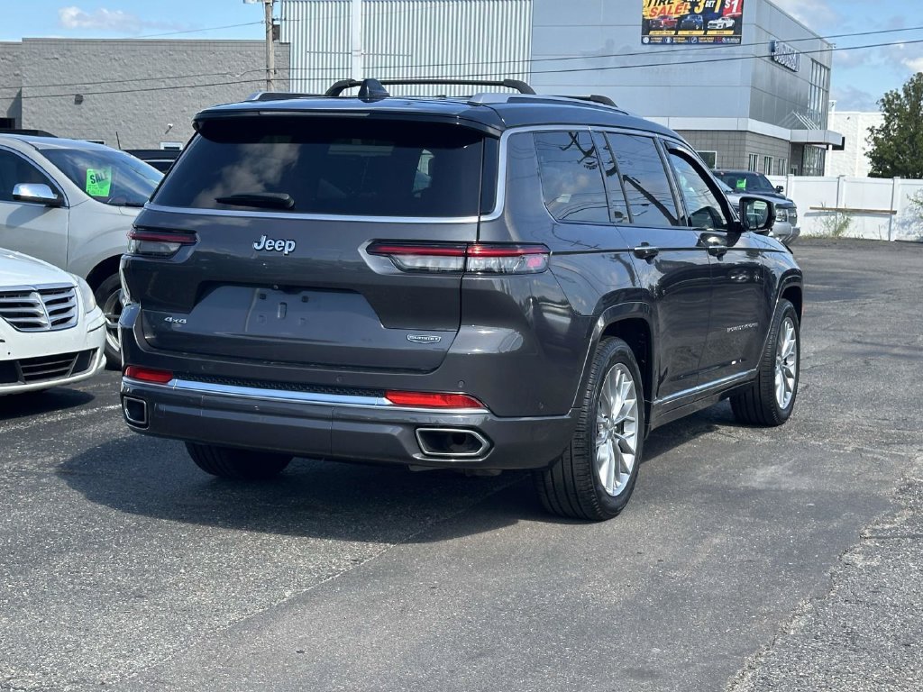 Used 2023 Jeep Grand Cherokee L Summit AWD/4WD image 4