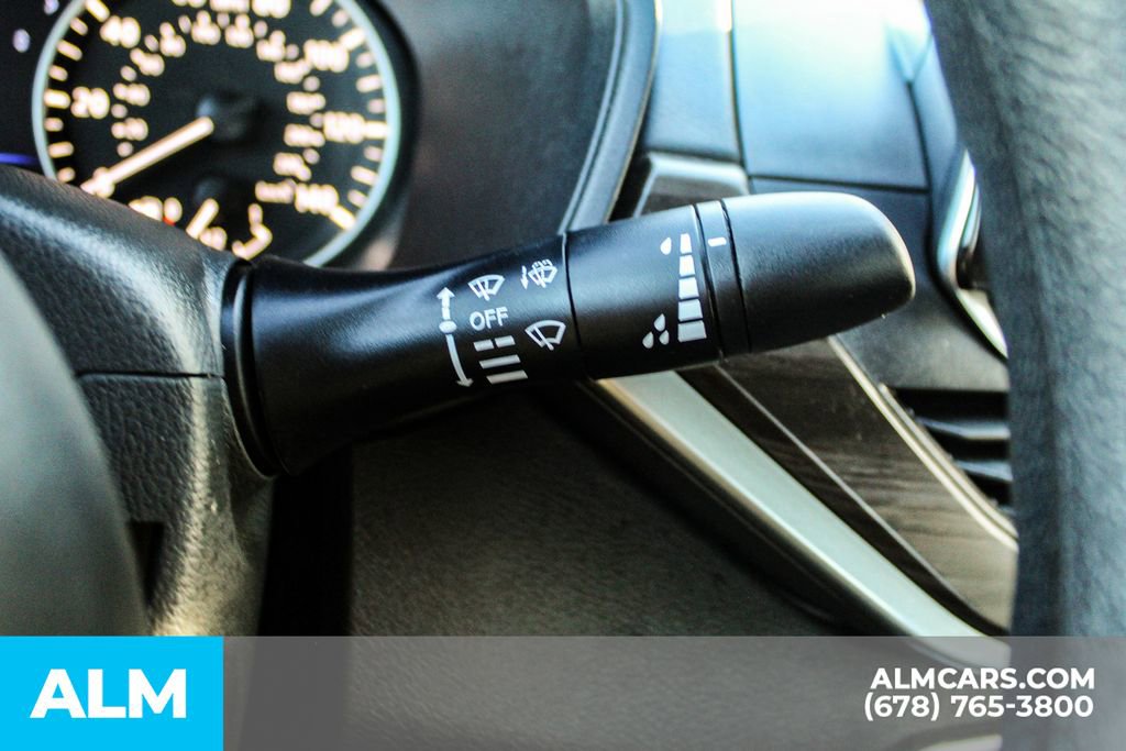 Used 2024 Nissan Altima 2.5 SV image 29