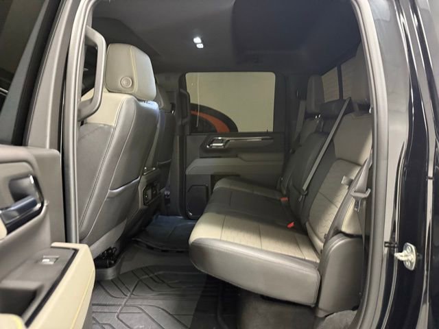 Used 2025 Chevrolet Silverado 2500 ZR2 w/ Technology Package image 17