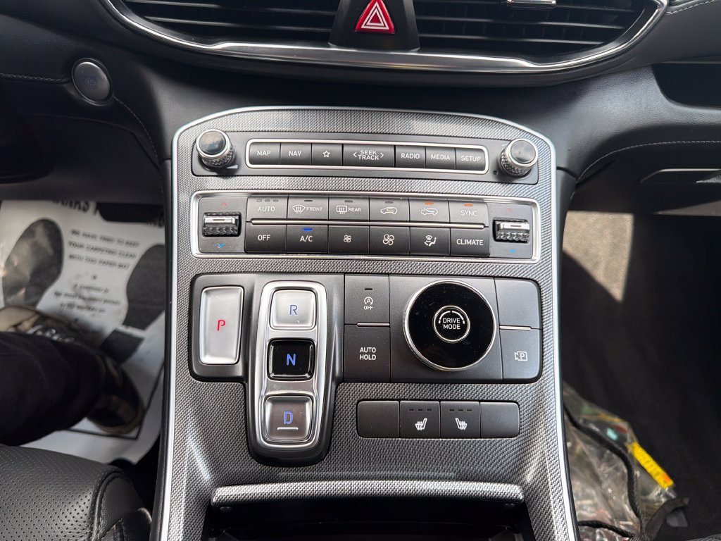 Used 2022 Hyundai Santa Fe SEL w/ Convenience + Premium Package FWD image 20