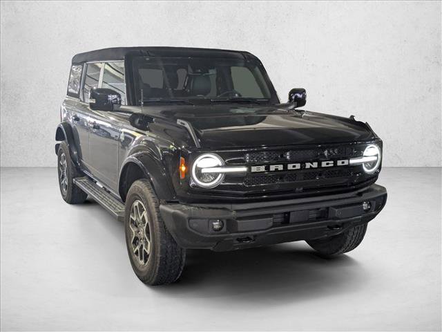 Used 2024 Ford Bronco Outer Banks image 3