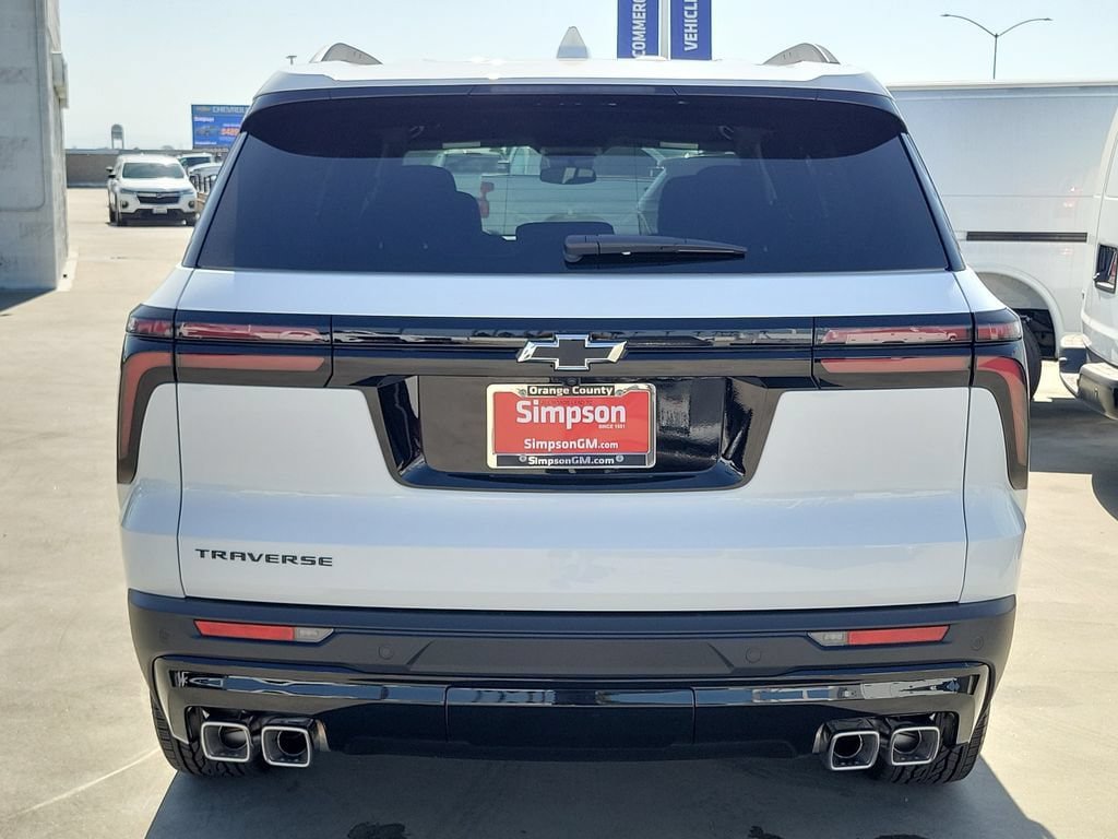 New 2026 Chevrolet Traverse LT w/ Midnight/Sport Edition FWD image 23