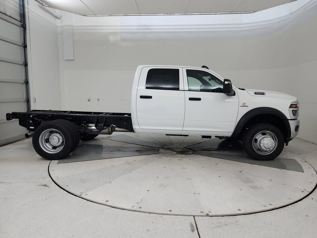 New 2026 RAM 4500 Tradesman w/ Chrome Appearance Group AWD/4WD image 9