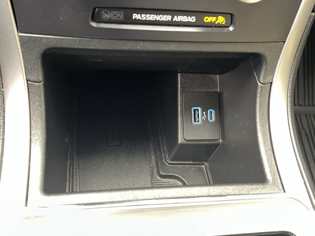 Used 2022 Ford Edge SEL w/ Convenience Package image 24