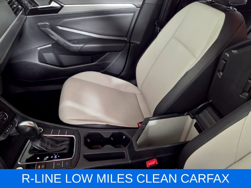 Used 2021 Volkswagen Jetta R-Line w/ R-Line Cold Weather Package FWD image 20