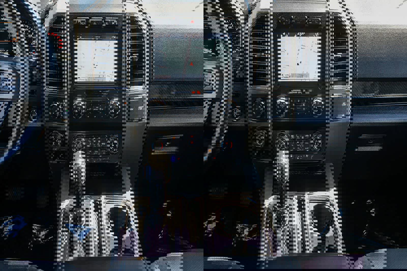 Used 2019 Ford F150 Raptor w/ Equipment Group 802A Luxury image 12