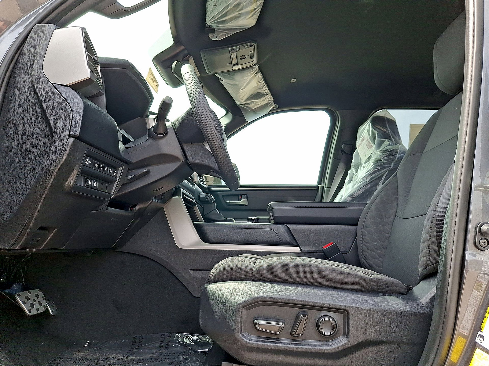 New 2026 Toyota Tundra SR5 AWD/4WD image 14