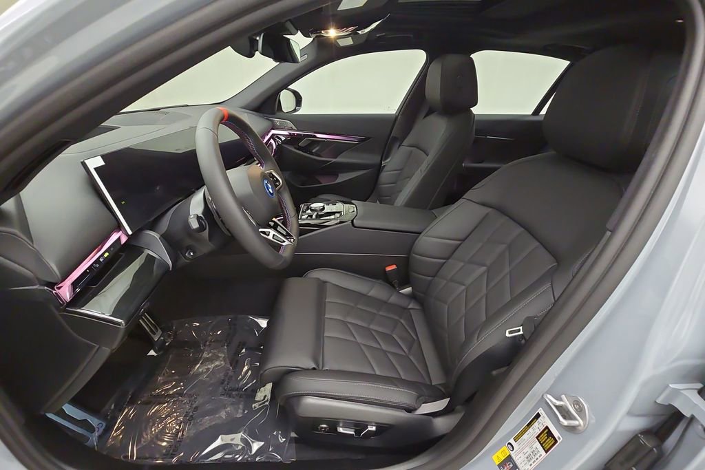 New 2025 BMW i5 M60 w/ Premium Package image 12