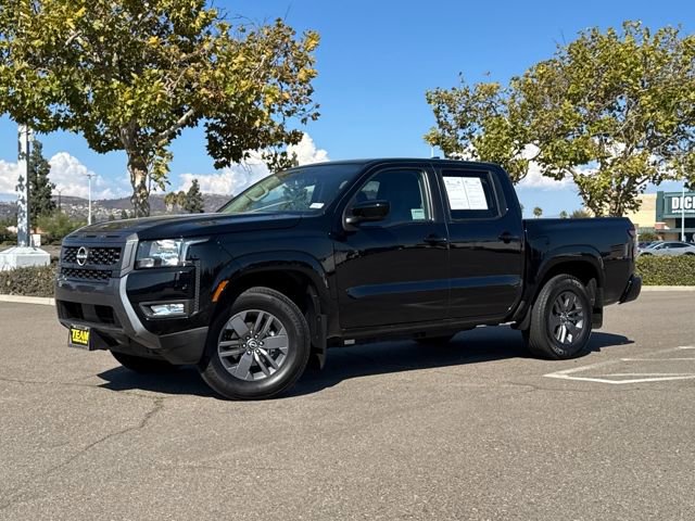 Used 2025 Nissan Frontier SV w/ SV Convenience Package image 2