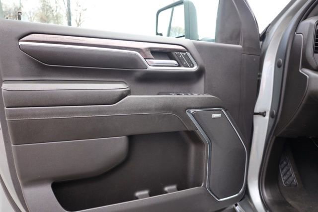 Used 2024 Chevrolet Silverado 2500 LTZ w/ LTZ Convenience Package image 21