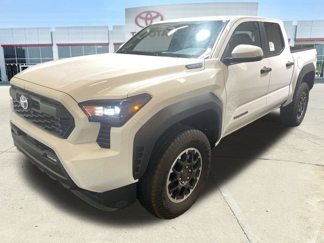Certified 2025 Toyota Tacoma TRD Off-Road w/ TRD Off Road Upgrade Package AWD/4WD image 5