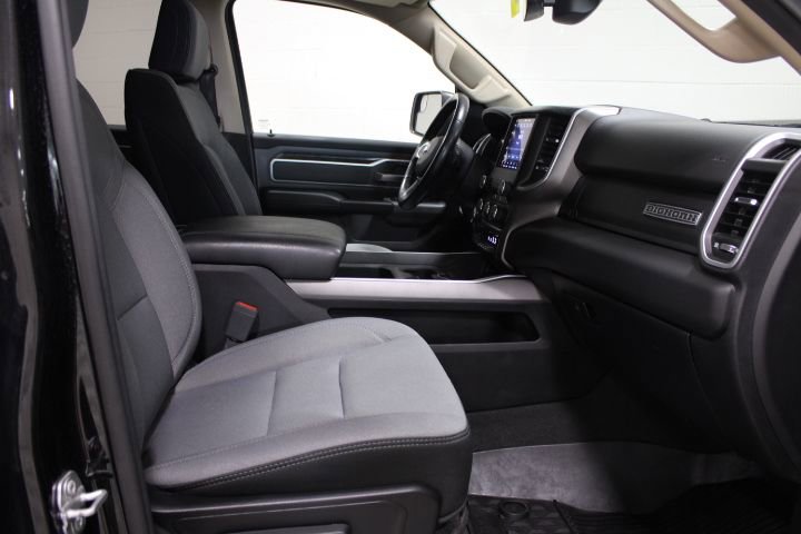 Used 2020 RAM 1500 Big Horn AWD/4WD image 25