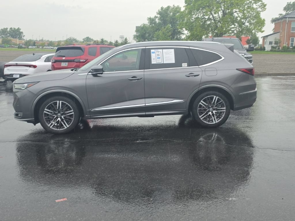Certified 2025 Acura MDX SH-AWD w/ Advance Package image 4