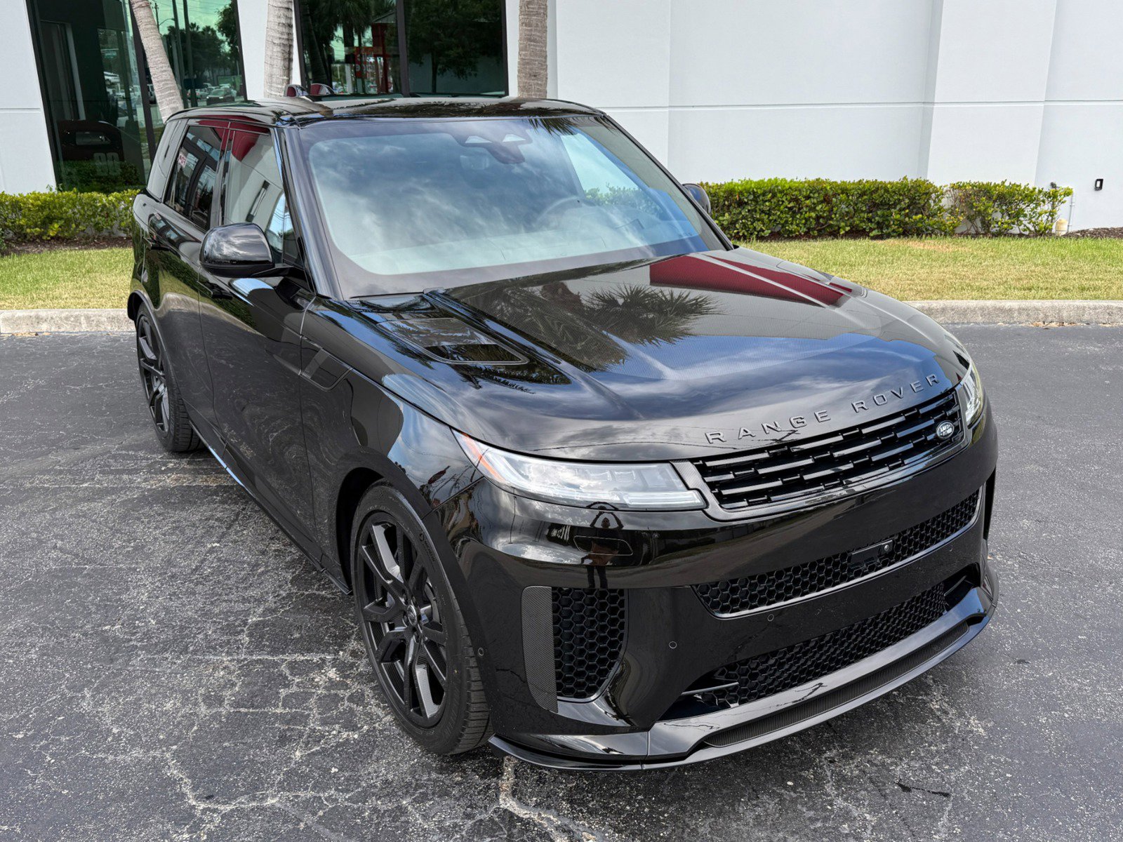 Used 2024 Land Rover Range Rover Sport AWD/4WD image 11