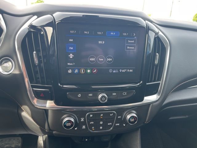 Used 2020 Chevrolet Traverse LT FWD image 24