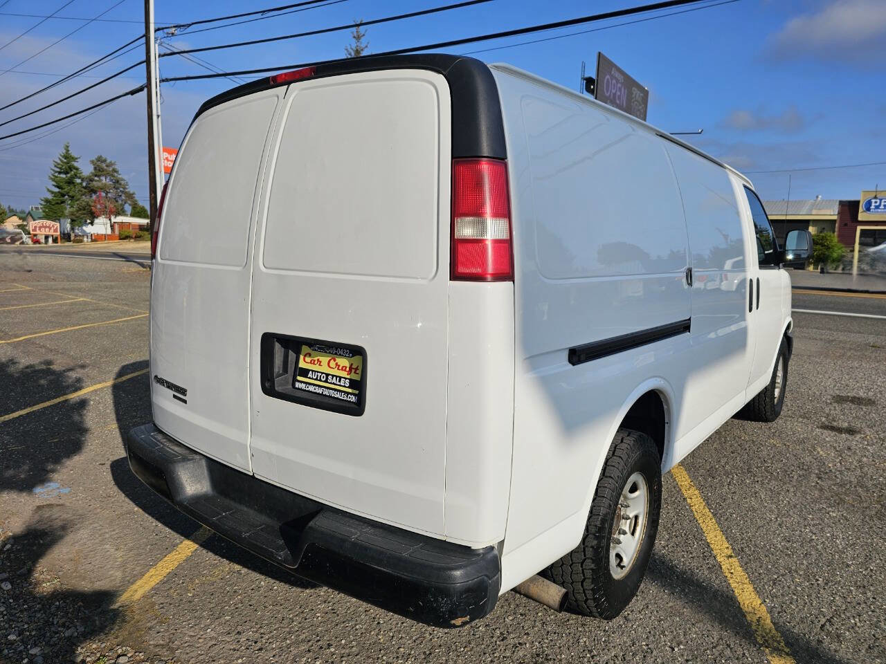Used 2012 Chevrolet Express 2500 w/ Power Package image 6