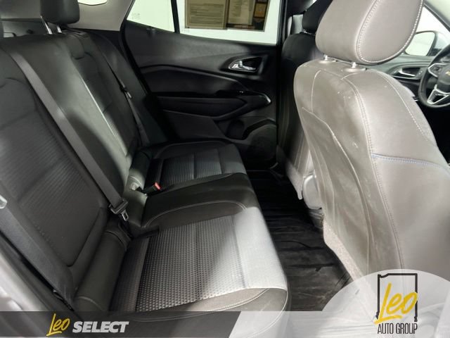 Used 2025 Chevrolet Trax LT w/ Driver Confidence Package FWD image 19
