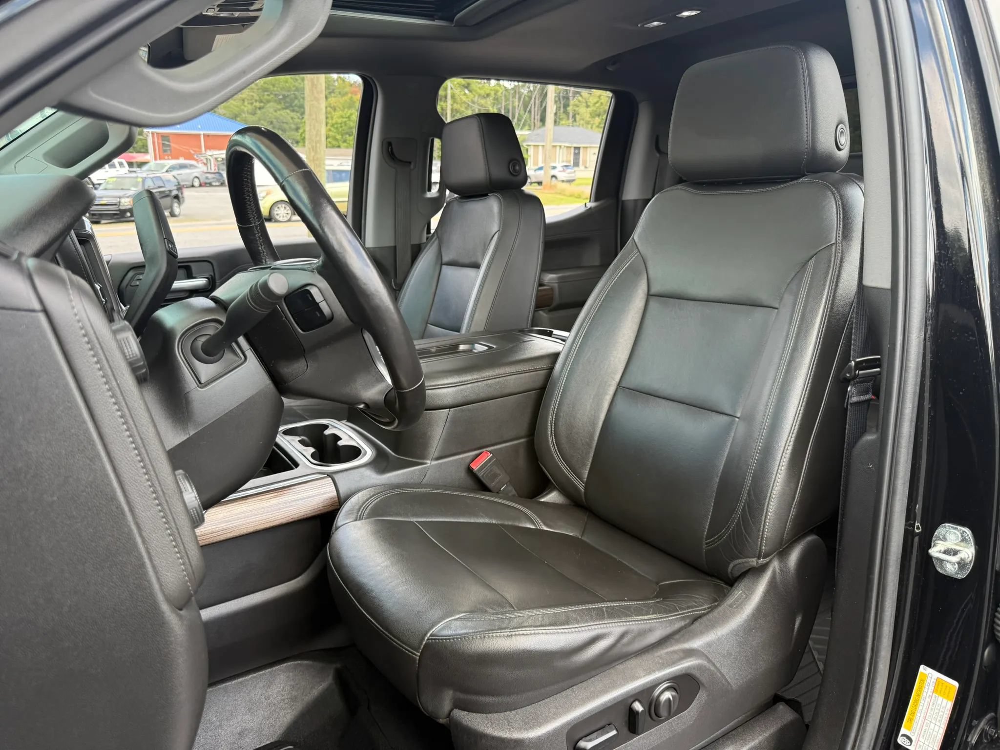 Used 2020 Chevrolet Silverado 1500 RST AWD/4WD image 28