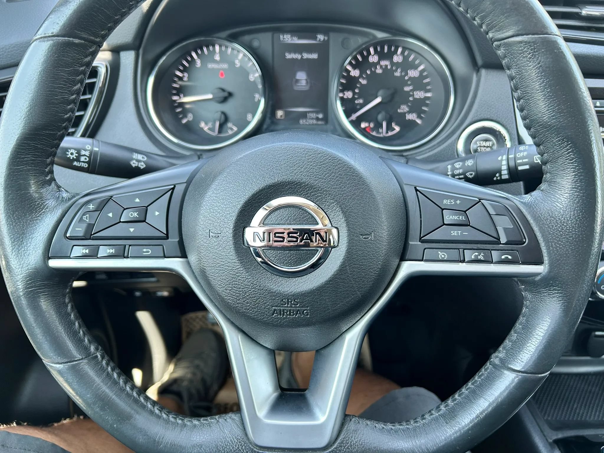 Used 2017 Nissan Rogue SV w/ Midnight Edition AWD/4WD image 17