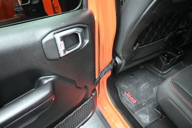 Used 2018 Jeep Wrangler Unlimited Rubicon AWD/4WD image 17