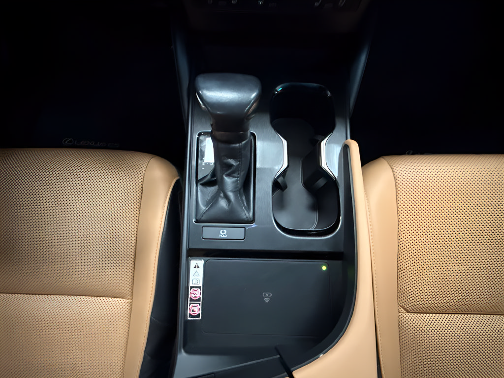 Used 2023 Lexus ES 350 w/ Premium Package FWD image 23