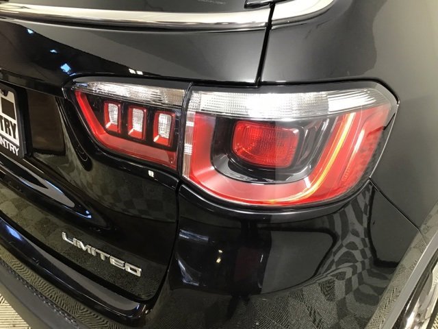 Used 2020 Jeep Compass Limited image 25