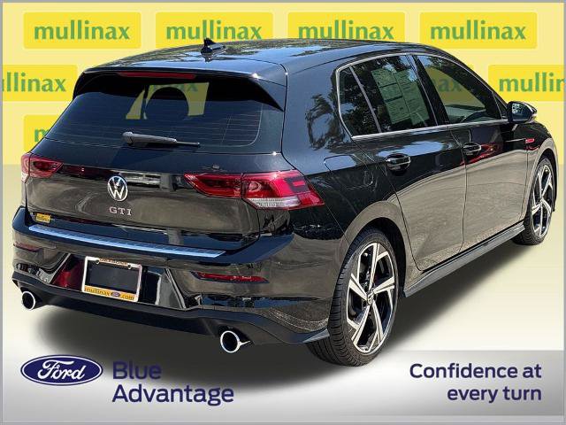 Used 2024 Volkswagen GTI SE FWD image 4