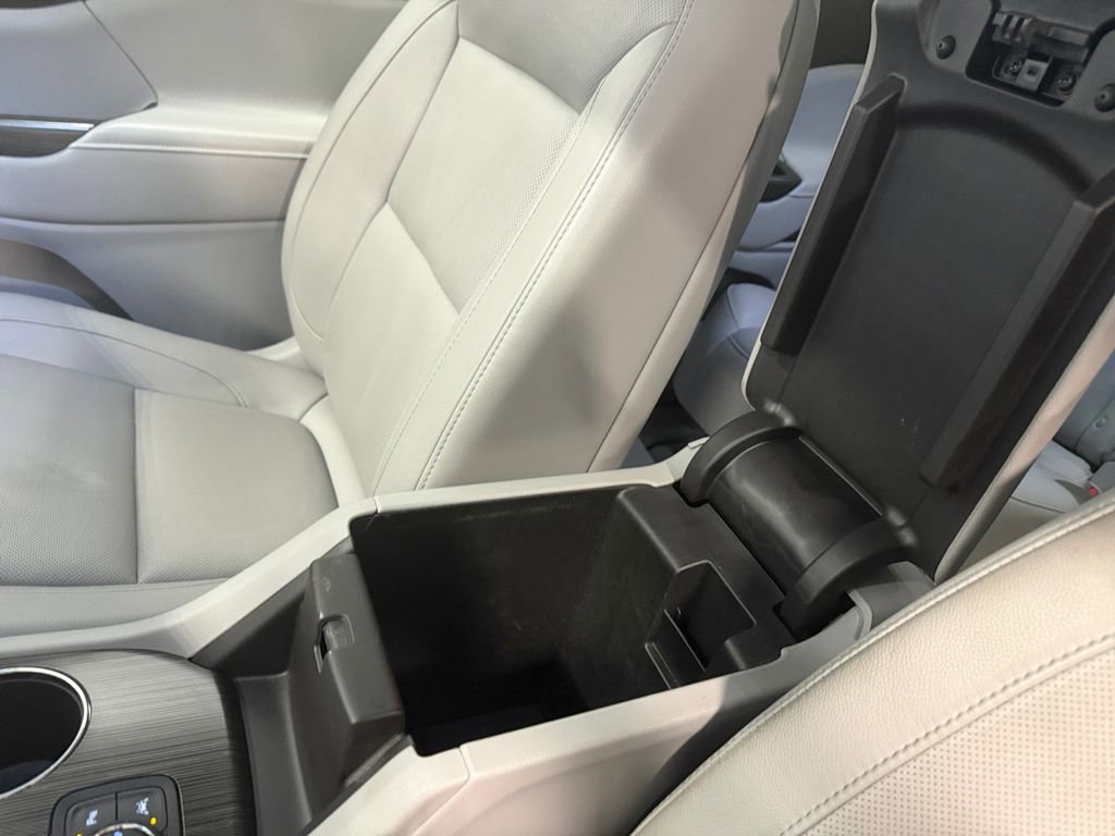 Used 2018 GMC Acadia SLT image 24