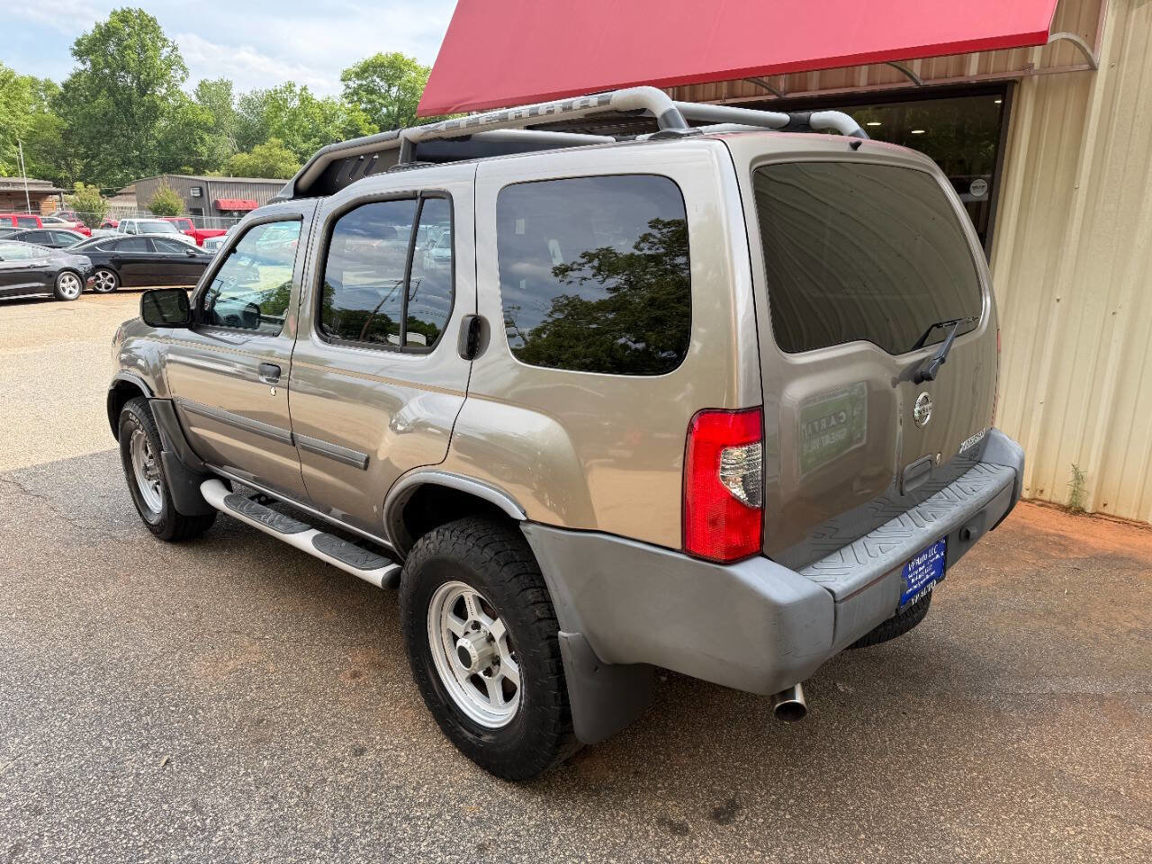 Used 2004 Nissan Xterra XE AWD/4WD image 6