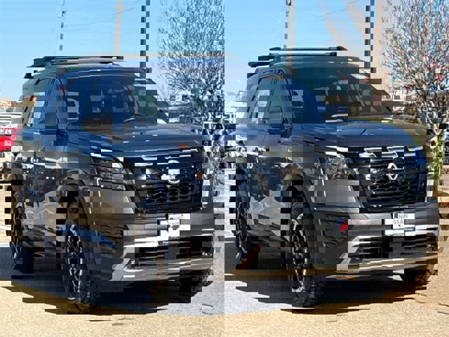 Certified 2024 Nissan Pathfinder Rock Creek video 2