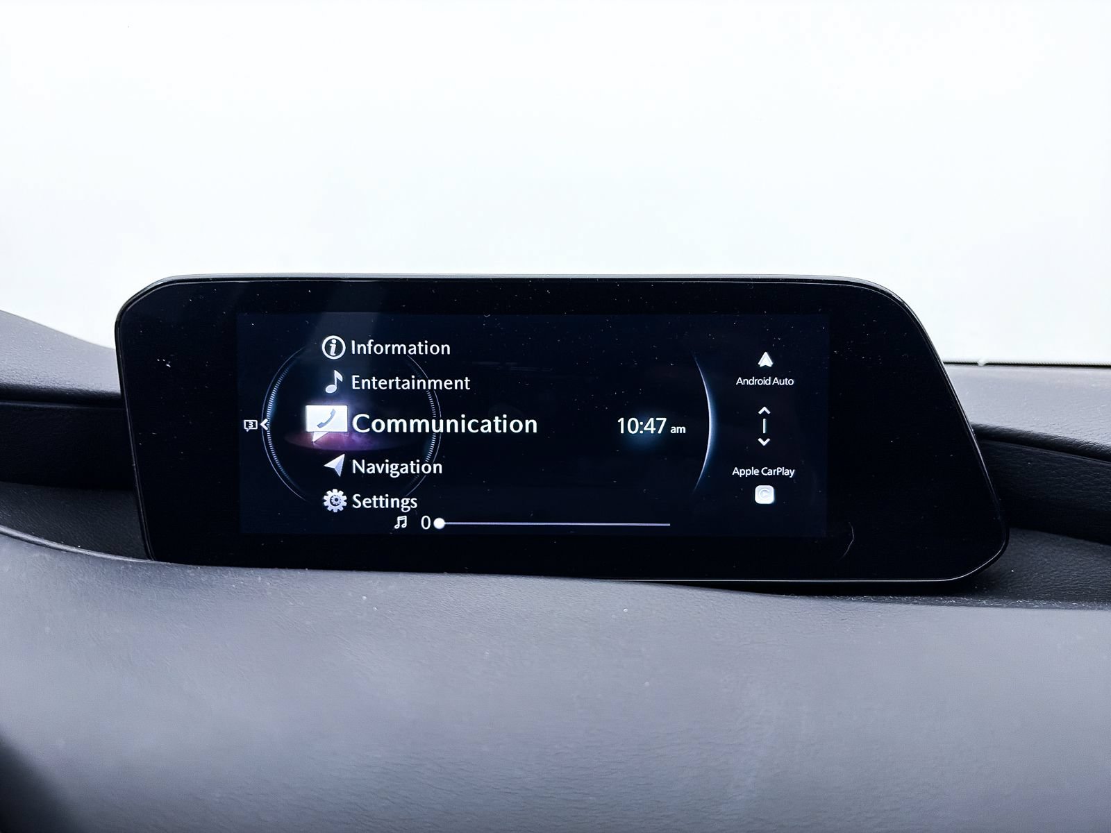 Certified 2026 MAZDA MAZDA3 2.5 S Hatchback w/ Premium Pkg FWD image 9