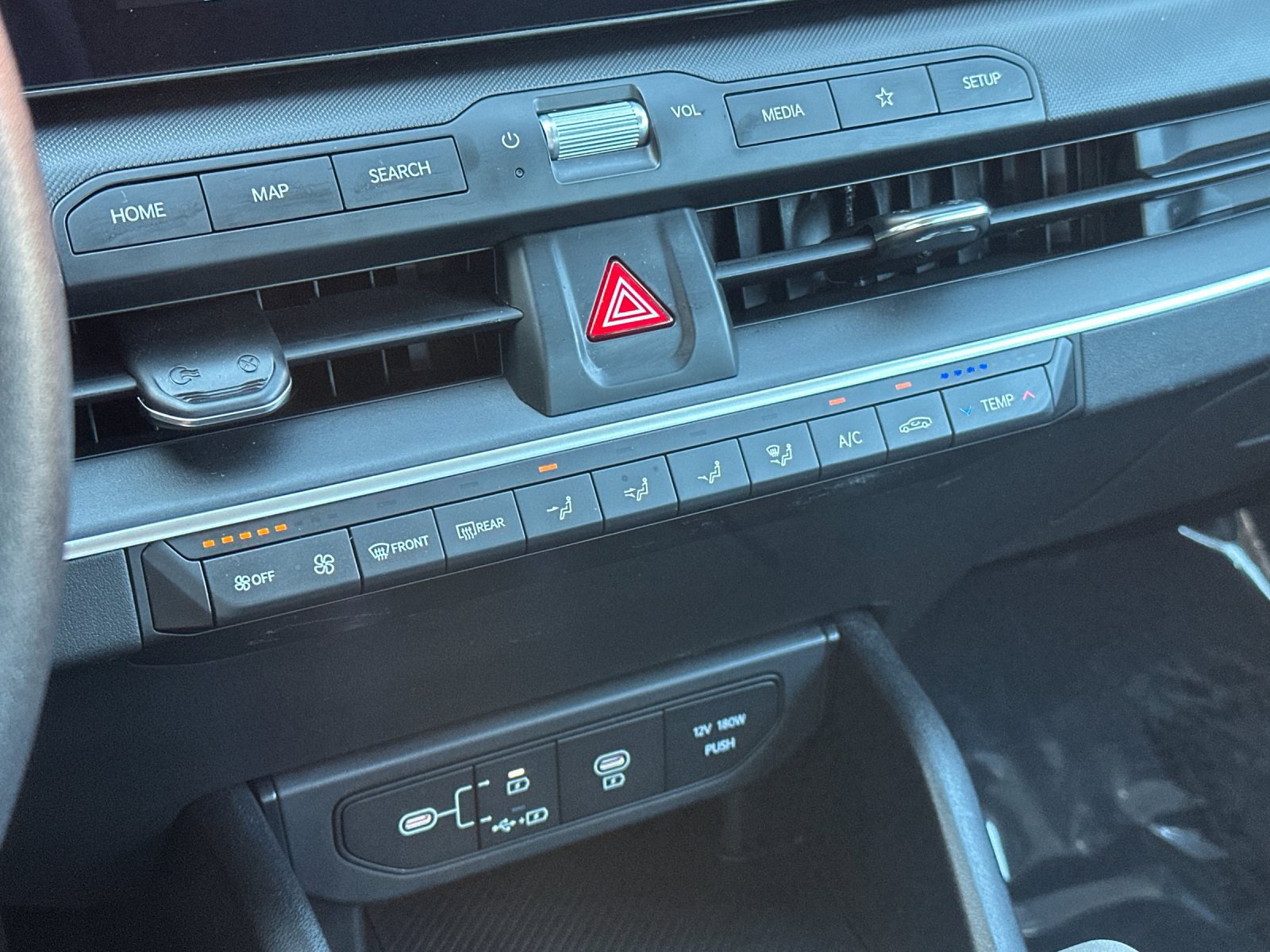 Used 2025 Kia K4 FWD image 19