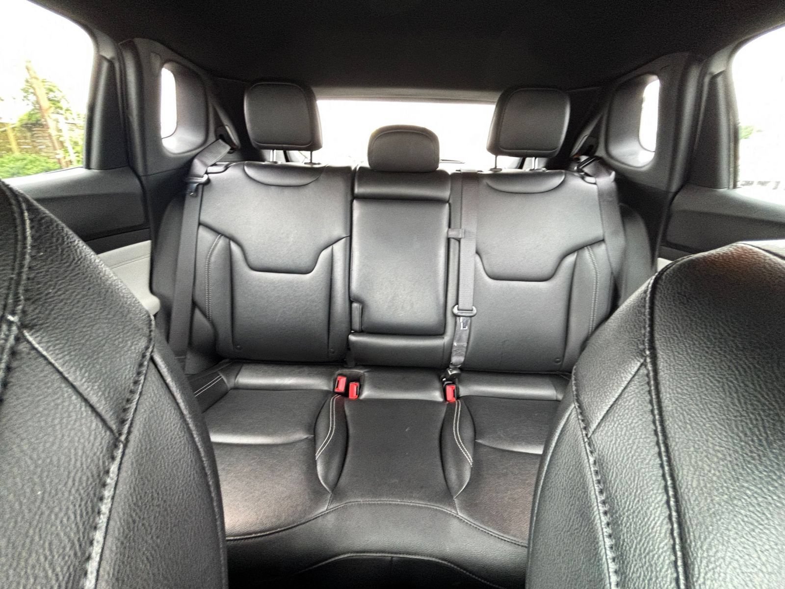 Used 2025 Jeep Compass Limited AWD/4WD image 40