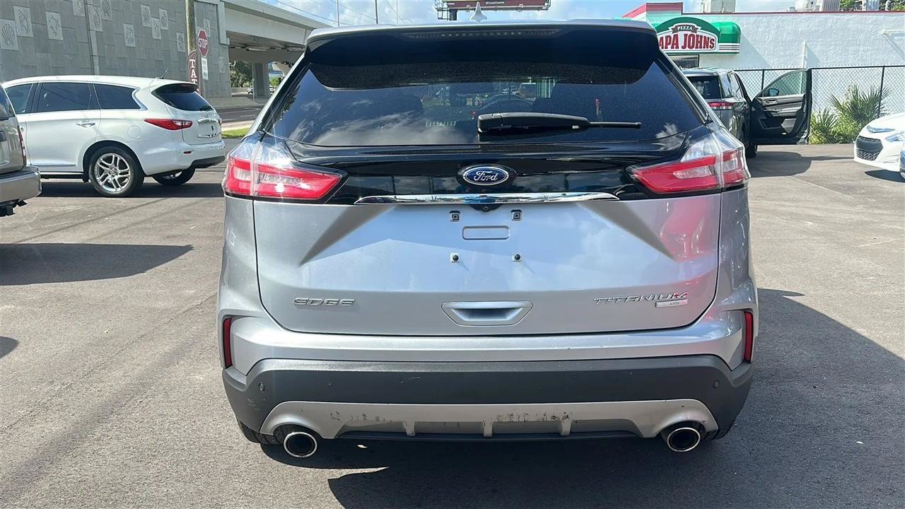 Used 2020 Ford Edge Titanium w/ Equipment Group 301A FWD image 10