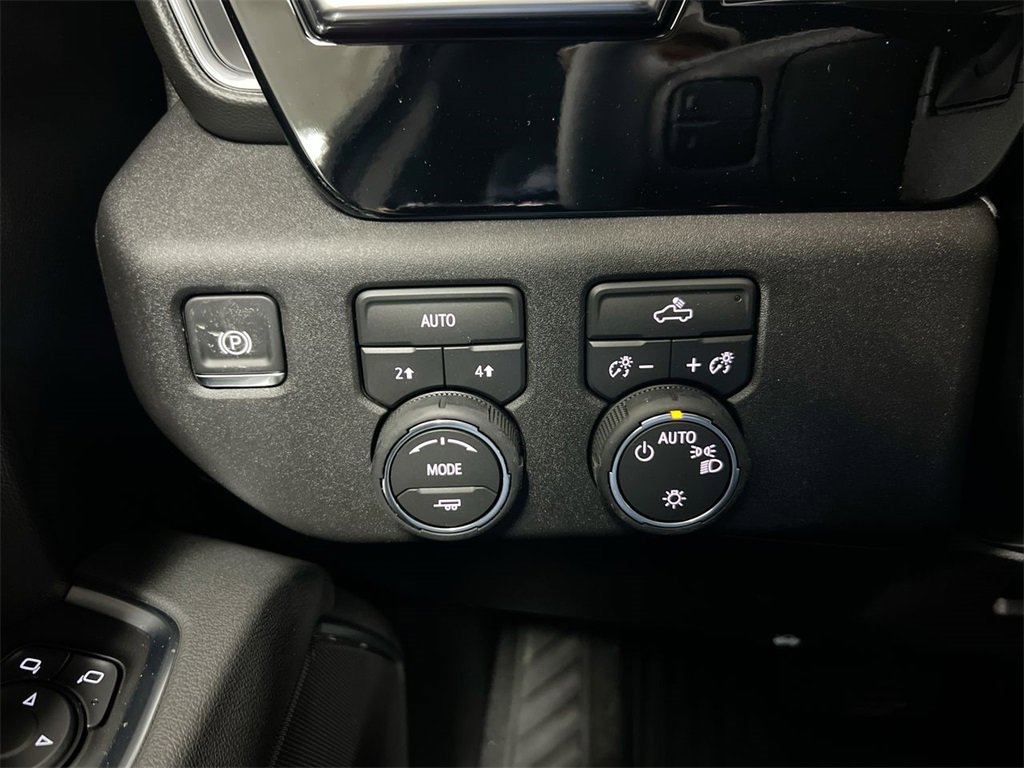 New 2026 Chevrolet Silverado 1500 LT image 18