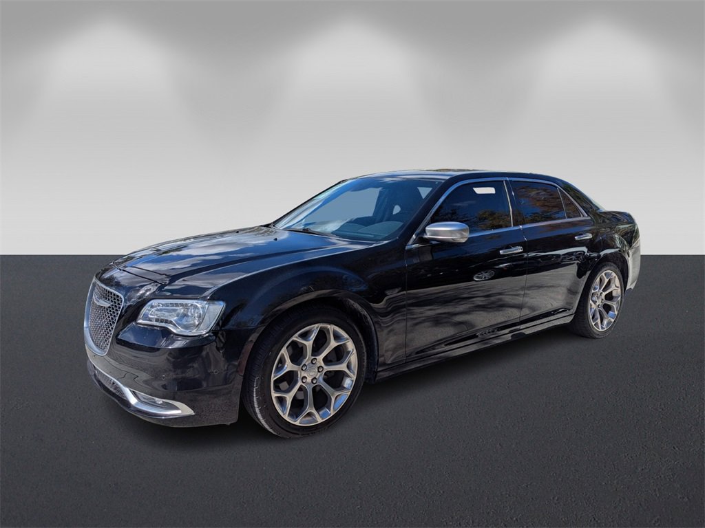Used 2019 Chrysler 300 C w/ Sun, Sound & Nav Package image 8