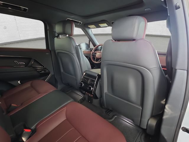 Used 2023 Land Rover Range Rover Sport SE Dynamic AWD/4WD image 11