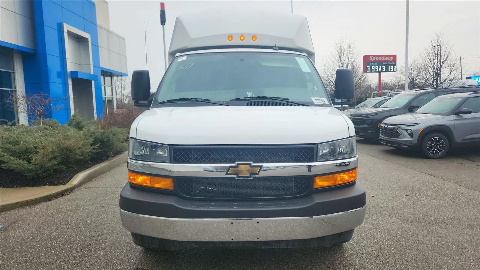 New 2025 Chevrolet Express 3500 w/ Power Convenience Package RWD image 3