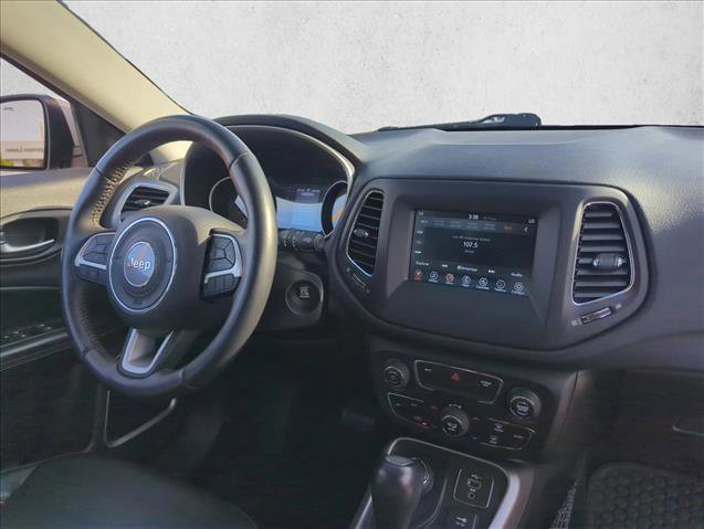 Used 2019 Jeep Compass Latitude w/ Cold Weather Group image 27