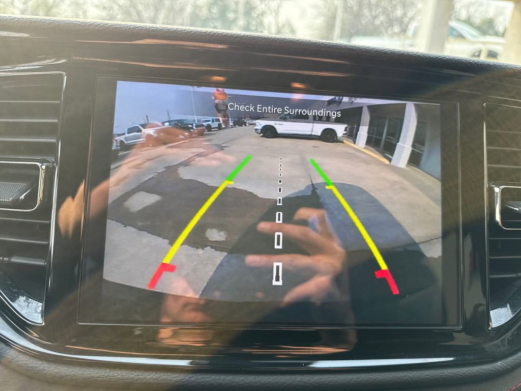 Used 2025 Dodge Durango GT image 35