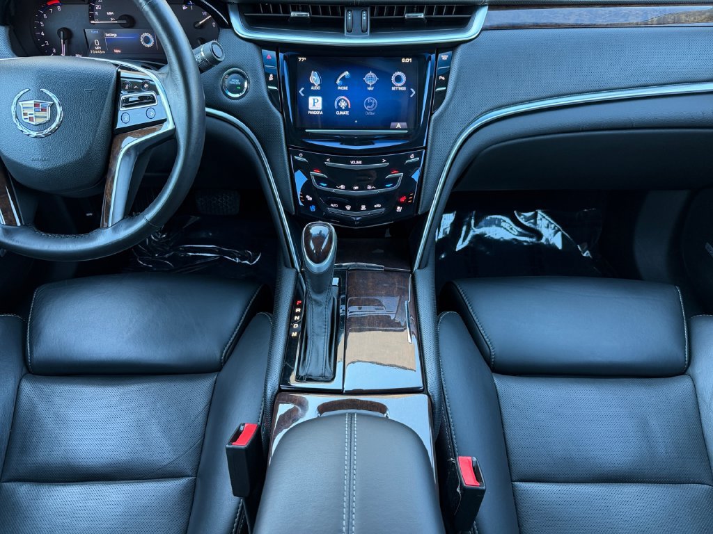 Used 2013 Cadillac XTS Luxury AWD/4WD image 26