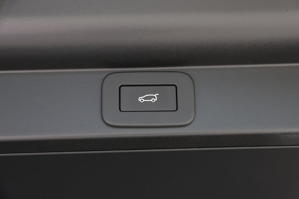 New 2026 Land Rover Range Rover SE AWD/4WD image 11