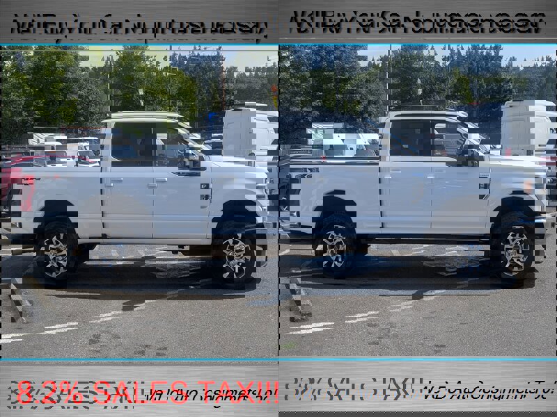 Used 2020 Ford F250 Lariat w/ Camper Package image 6