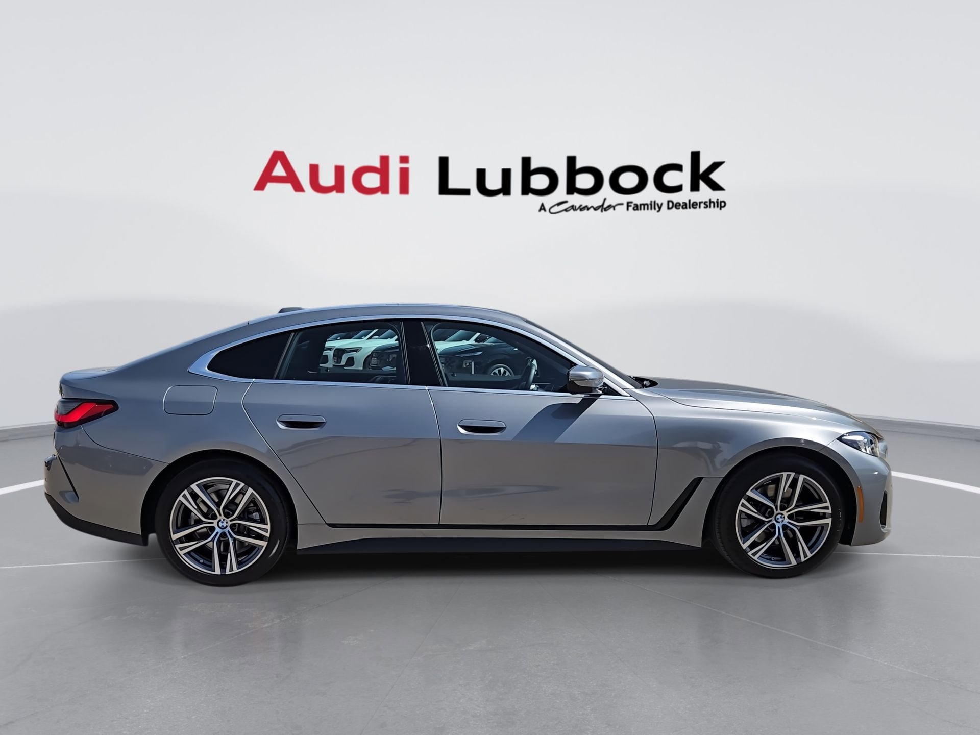 Used 2025 BMW 430i xDrive w/ Premium Package AWD/4WD image 9