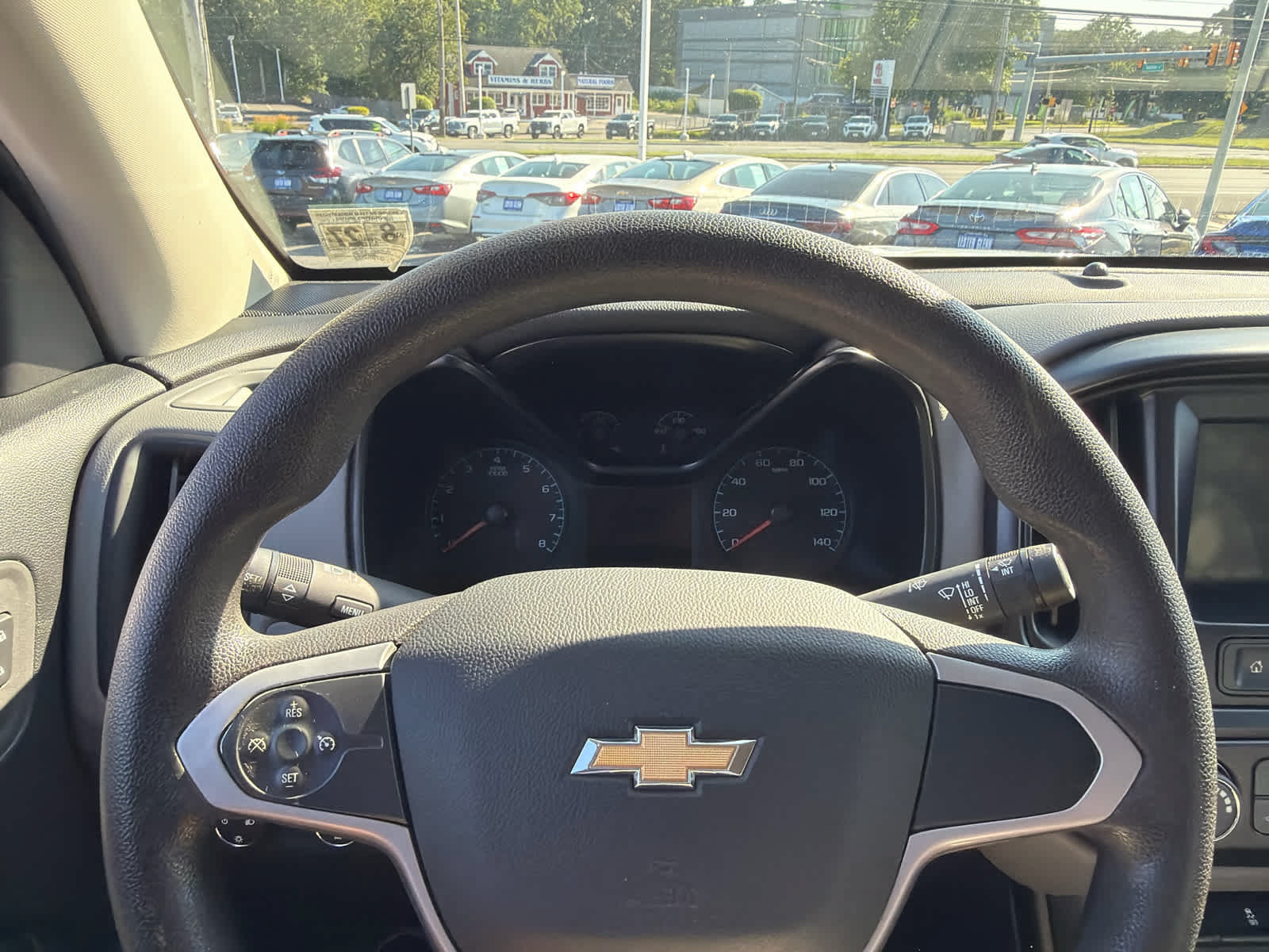 Certified 2022 Chevrolet Colorado W/T w/ Custom Special Edition AWD/4WD image 12