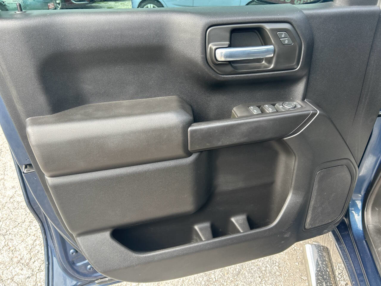 Used 2021 Chevrolet Silverado 1500 Custom image 24