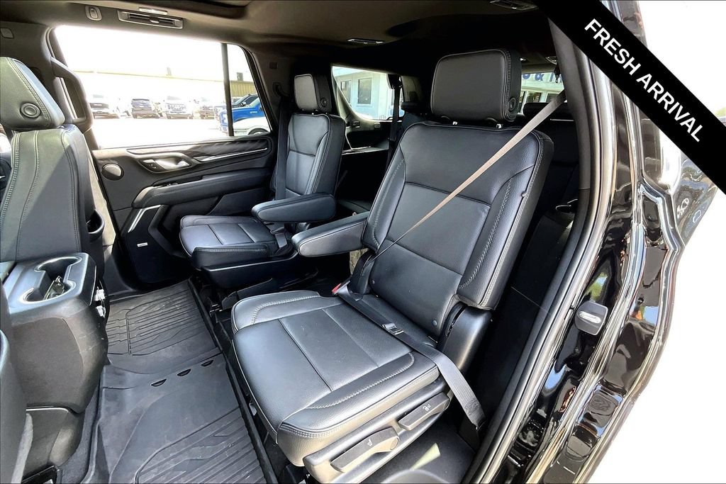 Used 2024 GMC Yukon Denali AWD/4WD image 6
