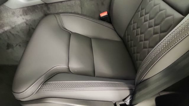 New 2026 Volvo XC90 T8 Core AWD/4WD image 13